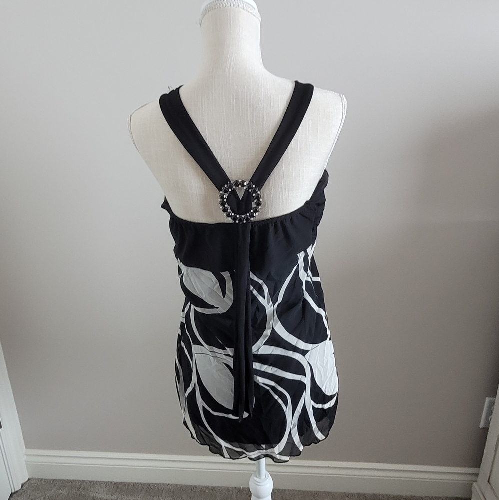 Brand new never warn halter top